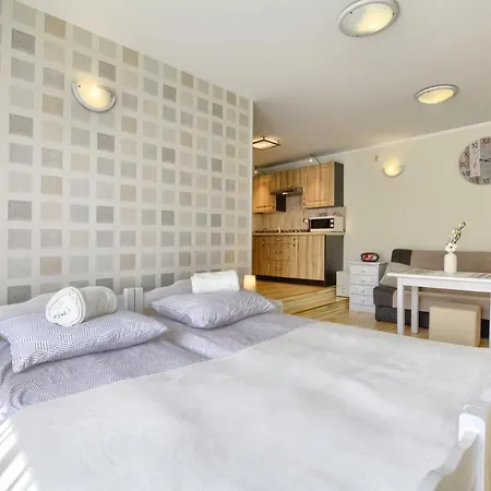 Sloneczny Apartment *